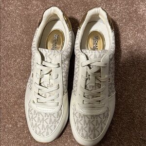 Michael Kors Cream & Gold Logo Lace-Up Sneakers